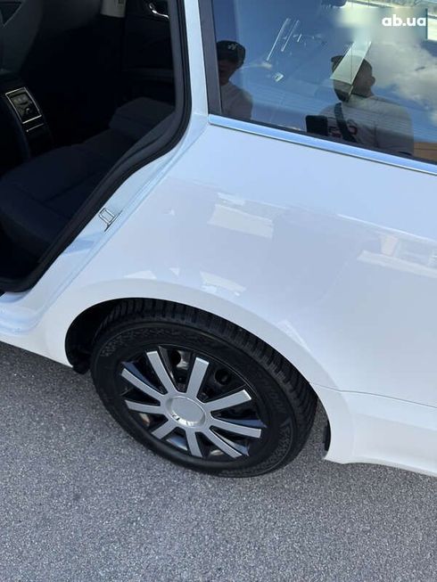 Skoda Superb 2014 - фото 10