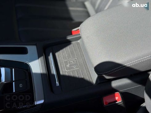 Audi Q5 2020 - фото 29