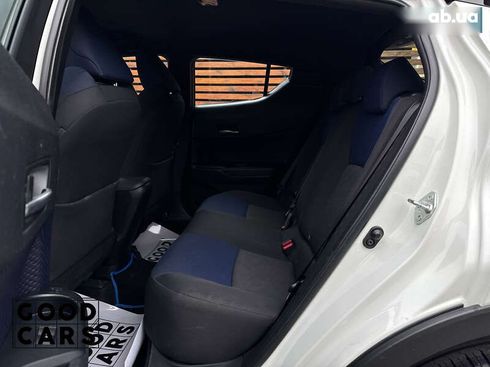 Toyota C-HR 2018 - фото 26