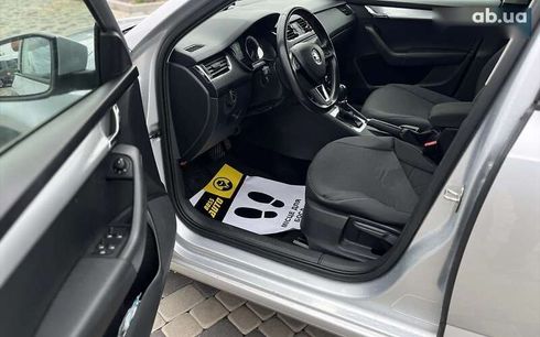Skoda Octavia 2017 - фото 9