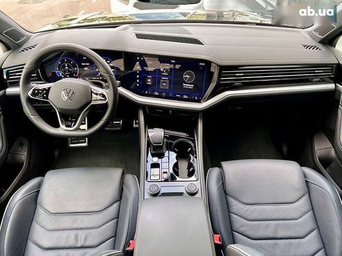 Volkswagen Touareg 2023 - фото 30