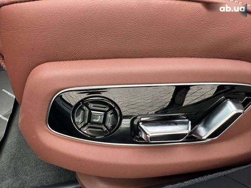 Audi S8 2024 - фото 18