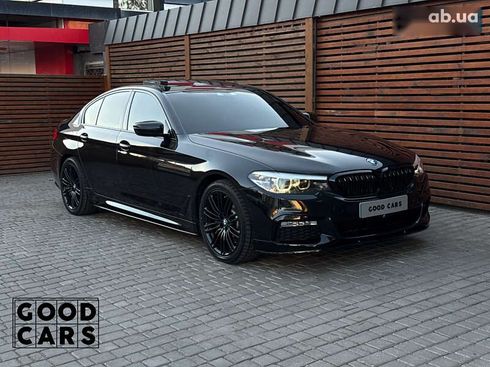 BMW 5 серия 2018 - фото 9