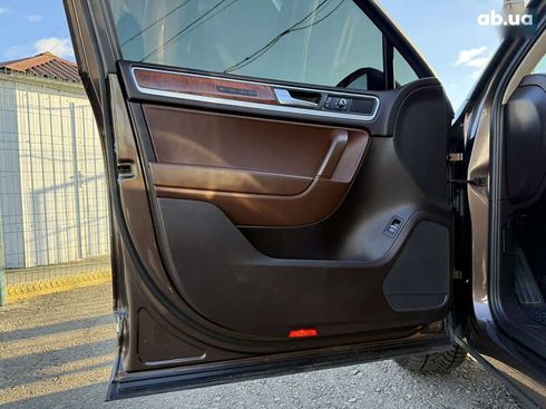 Volkswagen Touareg 2011 - фото 12