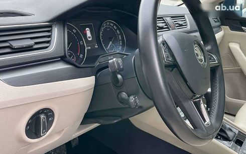 Skoda Superb 2016 - фото 11