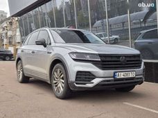 Продаж вживаних Volkswagen Touareg 2022 року - купити на Автобазарі