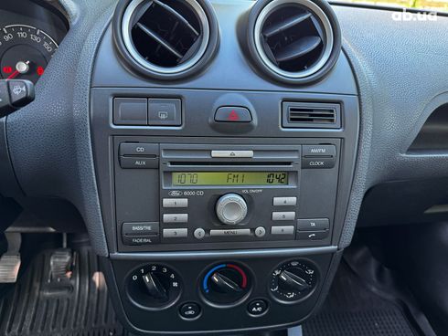 Ford Fiesta 2007 красный - фото 49