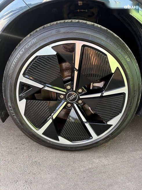 Audi Q4 e-tron 2024 - фото 10