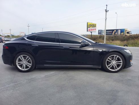 Tesla Model S 2015 черный - фото 31