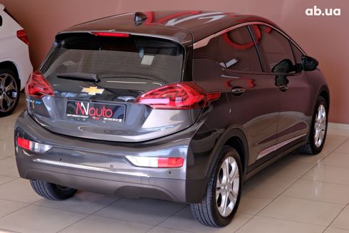 Chevrolet Bolt 2018 серый - фото 6
