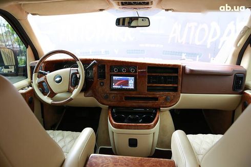 Chevrolet Express 2010 - фото 16