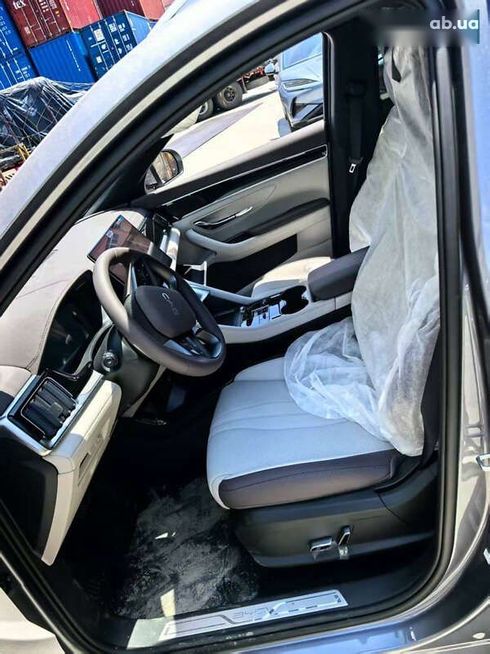 BYD Song Plus 2025 - фото 13
