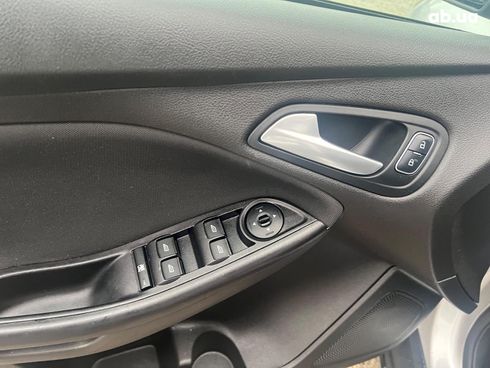 Ford Focus 2017 серый - фото 18