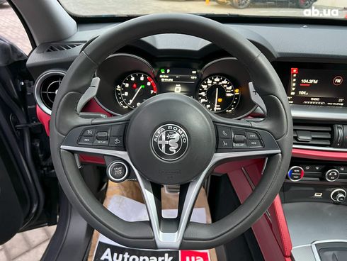 Alfa Romeo Stelvio 2018 серый - фото 14