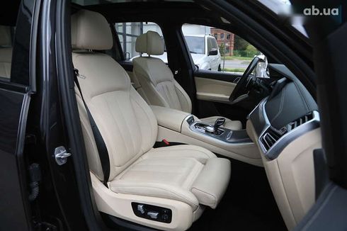BMW X5 2020 - фото 11