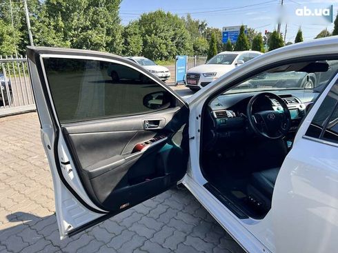 Toyota Camry 2013 - фото 12