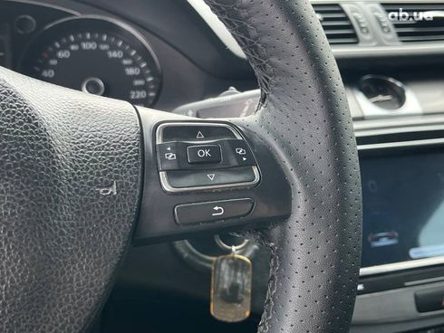 Volkswagen passat b7 2011 синий - фото 5