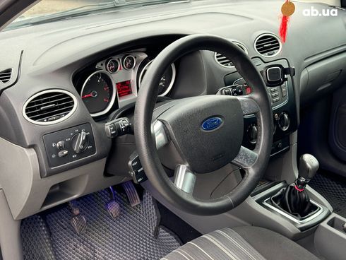 Ford Focus 2010 серый - фото 29