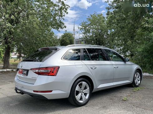 Skoda Superb 2016 - фото 23