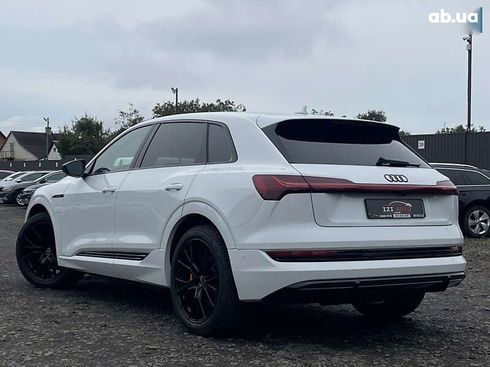 Audi E-Tron 2022 - фото 6