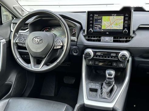 Toyota RAV4 2019 - фото 10