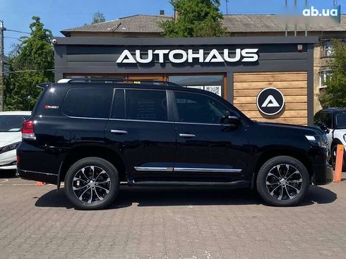 Toyota Land Cruiser 2020 - фото 4