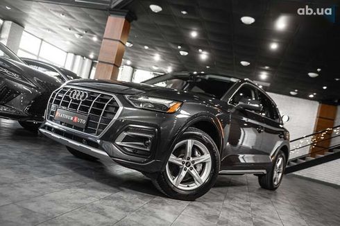 Audi Q5 2021 - фото 26