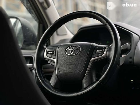 Toyota Land Cruiser Prado 2020 - фото 23
