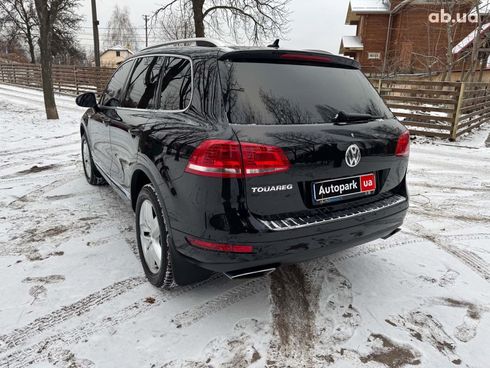 Volkswagen Touareg 2013 черный - фото 8