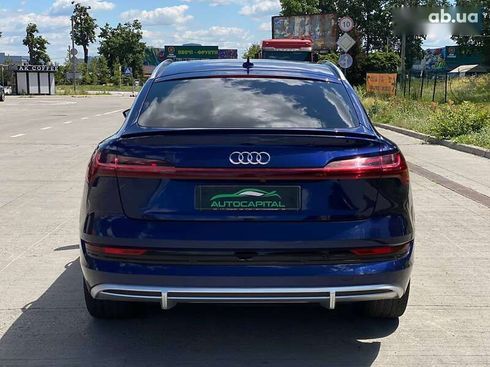 Audi E-Tron 2021 - фото 13