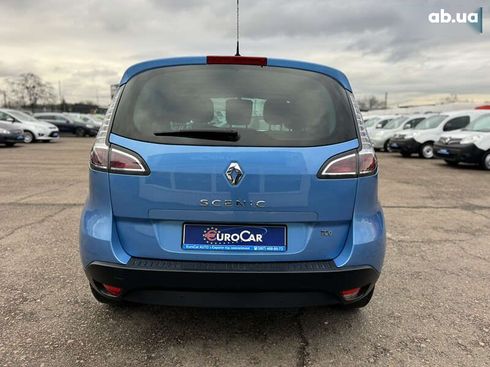 Renault Scenic 2012 - фото 10
