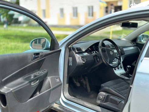 Volkswagen Passat 2007 голубой - фото 5