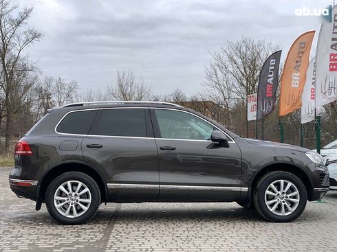 Volkswagen Touareg 2014 - фото 24