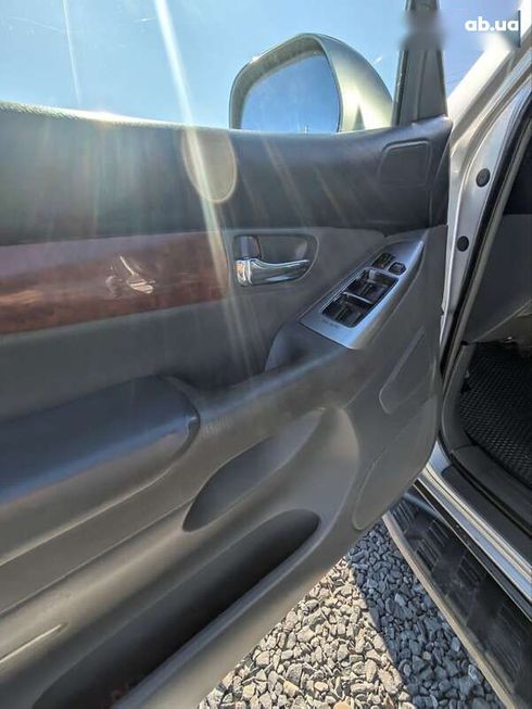 Toyota Land Cruiser 2004 - фото 20