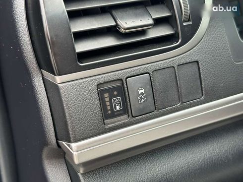 Toyota Camry 2013 - фото 16
