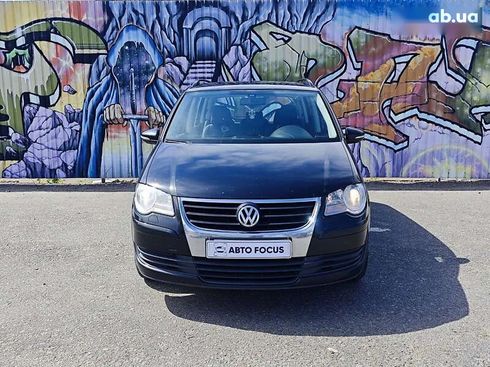 Volkswagen Touran 2009 - фото 3