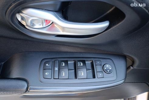 Jeep Cherokee 2015 белый - фото 6