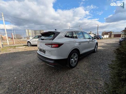 Skoda Enyaq 2023 - фото 8