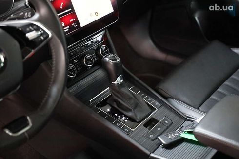 Skoda Superb 2022 - фото 20