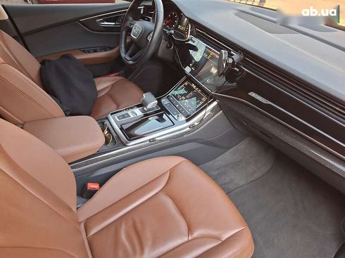Audi Q8 2019 - фото 24