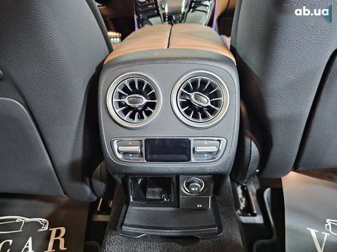 Mercedes-Benz AMG GT 4 2020 - фото 19