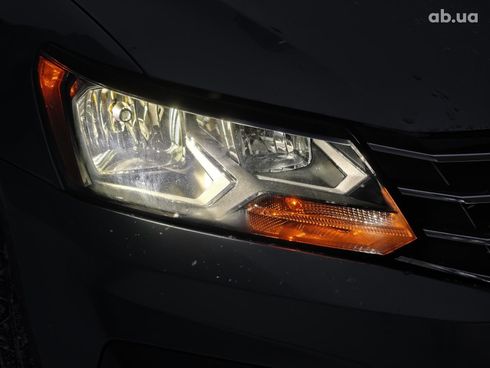 Volkswagen Passat 2016 серый - фото 8