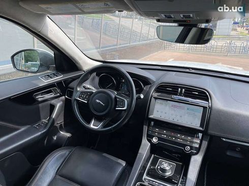 Jaguar F-Pace 2019 - фото 15