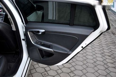 Volvo V60 Cross Country 2015 - фото 25