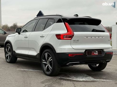 Volvo XC40 2019 - фото 15