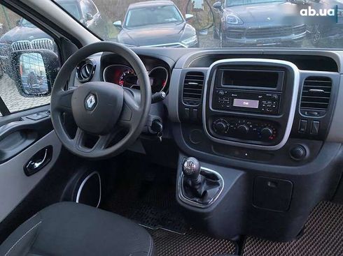 Renault Trafic 2018 - фото 10