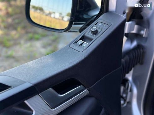 Volkswagen Multivan 2019 - фото 4