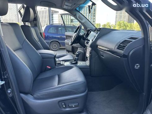 Toyota Land Cruiser Prado 2023 - фото 27
