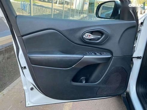 Jeep Cherokee 2018 - фото 14