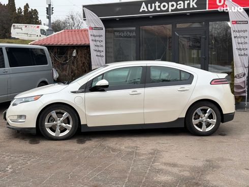 Chevrolet Volt 2014 белый - фото 3